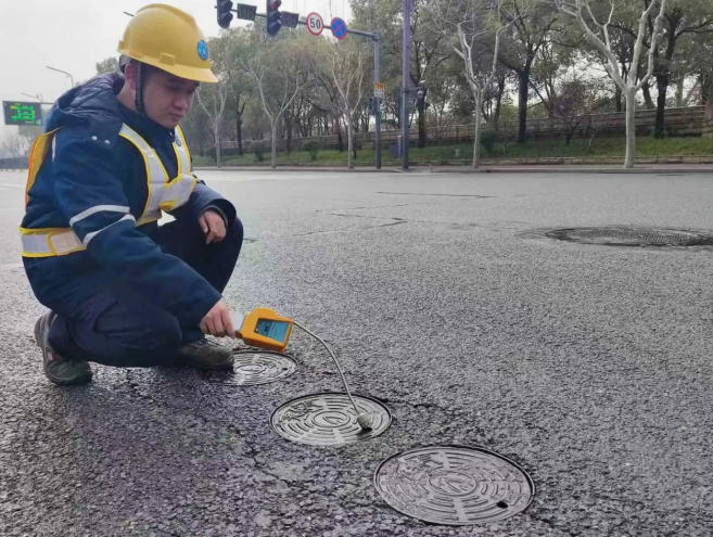 2026漢馬開跑在即！市燃?xì)饧瘓F(tuán)開展賽道沿線專項(xiàng)安檢